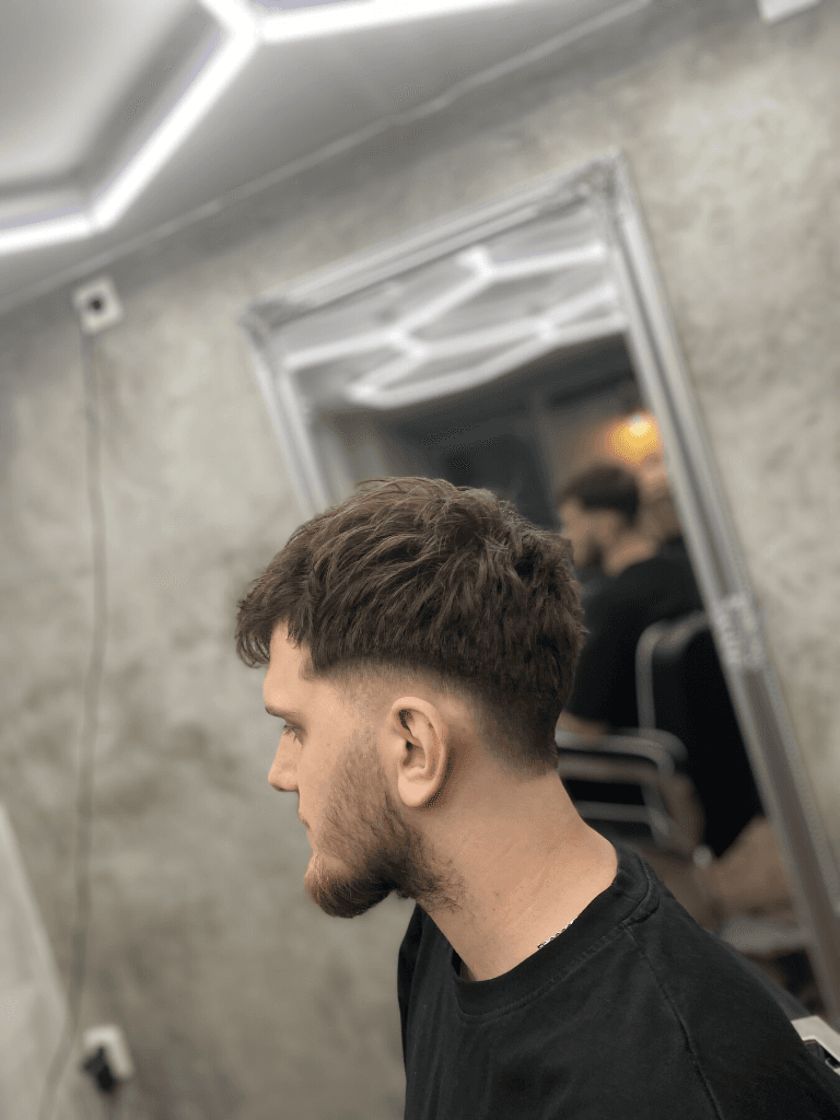Pánsky fade strih - The AK Barber Studio